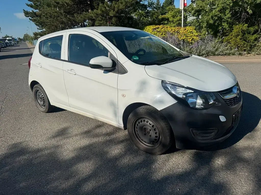 Gebraucht Opel Karl Active 73 PS (53 kW) 2018 Weiß Kleinwagen