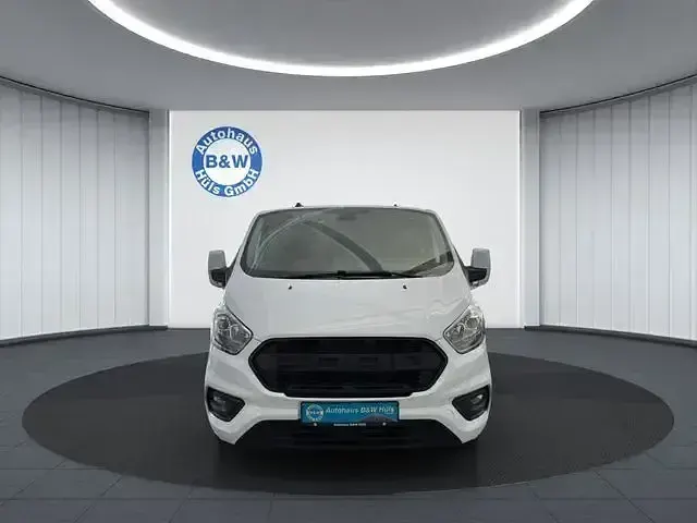 Gebraucht Ford Transit Custom Trend 131 PS (96 kW) 2019 Weiß Van / Kleinbus