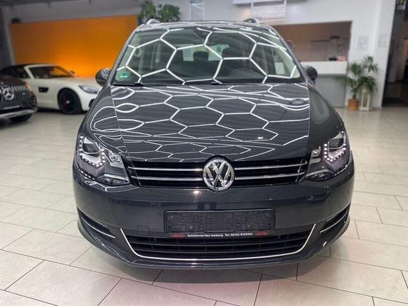 Gebraucht VW Sharan Highline 150 PS (110 kW) 2018 Uranograu Van / Kleinbus