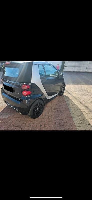 Gebraucht Smart ForTwo Cabrio 71 PS (52 kW) 2014 Schwarz Cabrio