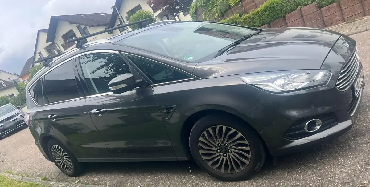Gebraucht Ford S-MAX S 150 PS (110 kW) 2019 Grau Van / Kleinbus