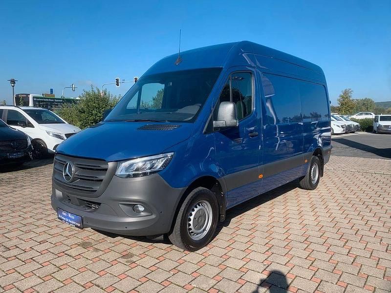 Blau Gebraucht 2020 Mercedes Sprinter Van | 24.900 € (Fairer Preis) - Bild 1/4