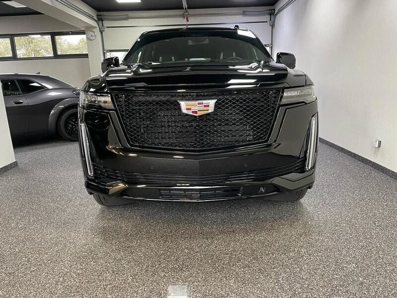 Gebraucht Cadillac Escalade 426 PS (313 kW) 2024 Schwarz SUV