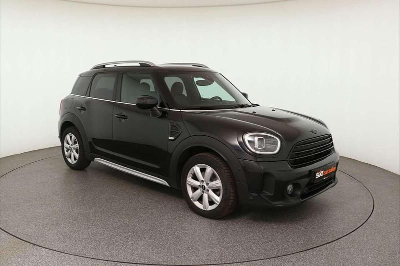 Midnight black ii Gebraucht 2023 Mini Cooper Countryman Classic SUV | 22.660 € (Superpreis) - Bild 1/4