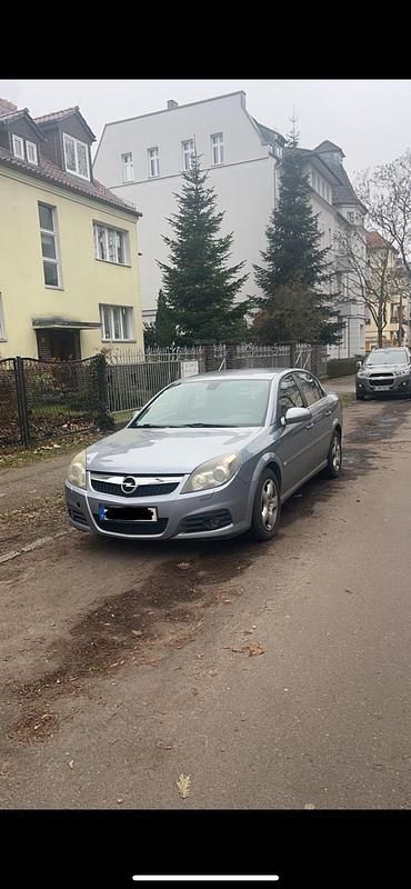 Silber Gebraucht 2009 Opel Vectra Limousine | 3.200 € (Fairer Preis) - Bild 1/2