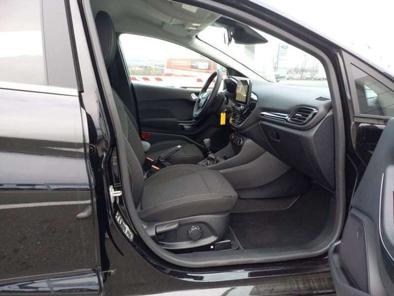 Gebraucht Ford Fiesta Titanium 101 PS (74 kW) 2023 Agate black metallic Kleinwagen
