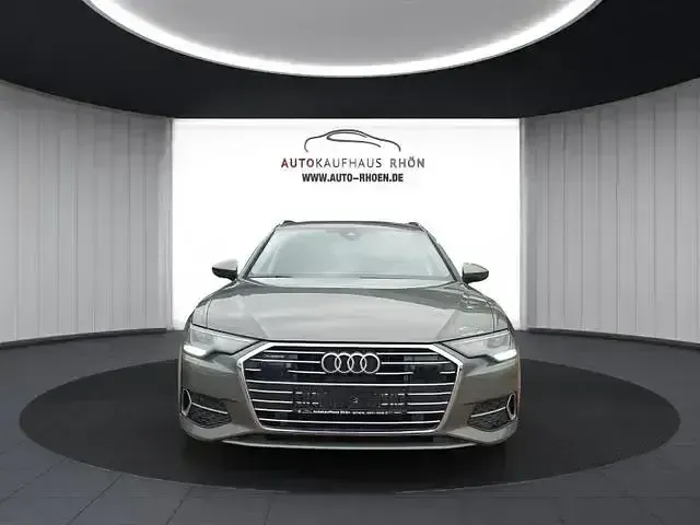 Gebraucht Audi A6 Sport 204 PS (150 kW) 2023 Chronosgrau metallic Kombi