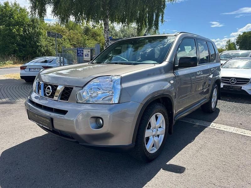 Grau Gebraucht 2010 Nissan X-Trail SE SUV | 4.900 € (Fairer Preis) - Bild 1/4