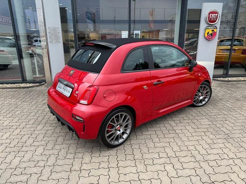 Gebraucht Abarth 695C 179 PS (131 kW) 2023 Rot Cabrio