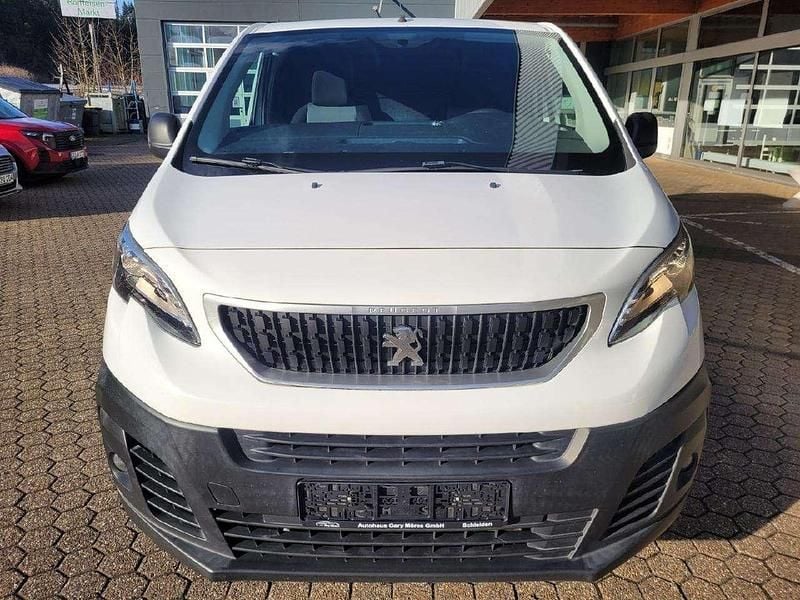 Gebraucht Peugeot Expert Premium 116 PS (85 kW) 2017 Weiss Van