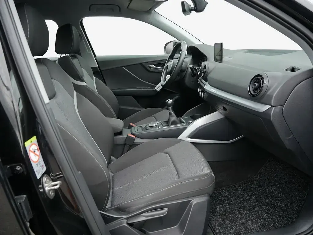 Gebraucht Audi Q2 Comfort 116 PS (85 kW) 2019 Schwarz SUV