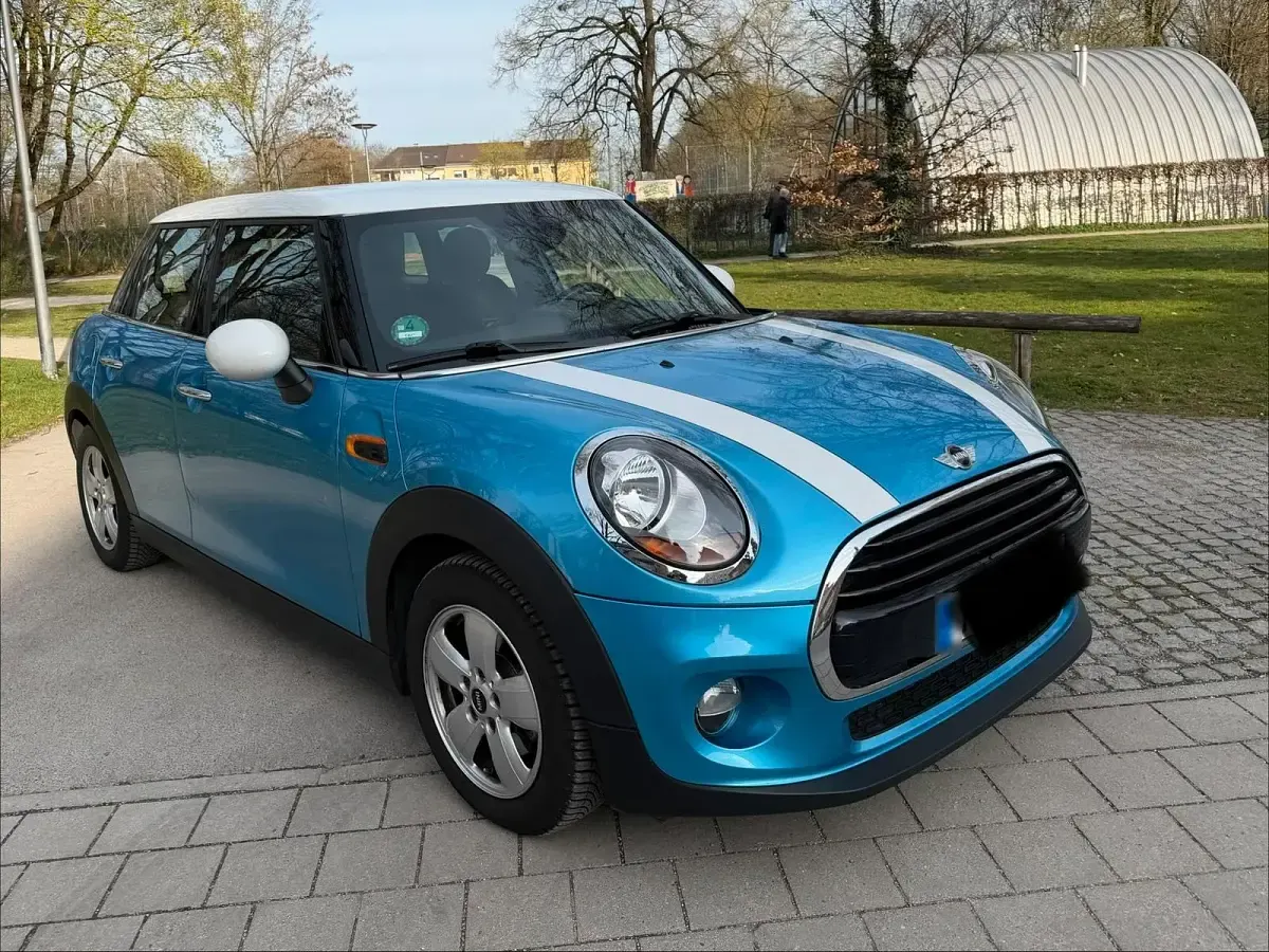 Używany Mini Cooper 136 KM (100 kW) 2015 Niebieski Hatchback