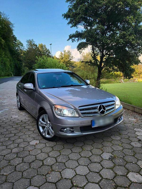 Gold Gebraucht 2007 Mercedes C230 Limousine | 6.700 € (Fairer Preis) - Bild 1/4