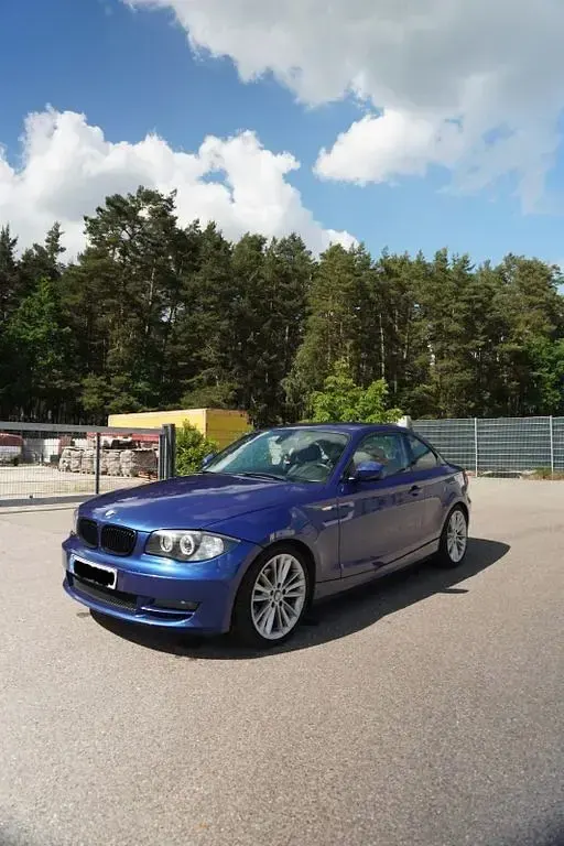 Gebraucht BMW 118 143 PS (105 kW) 2009 Blau Kleinwagen