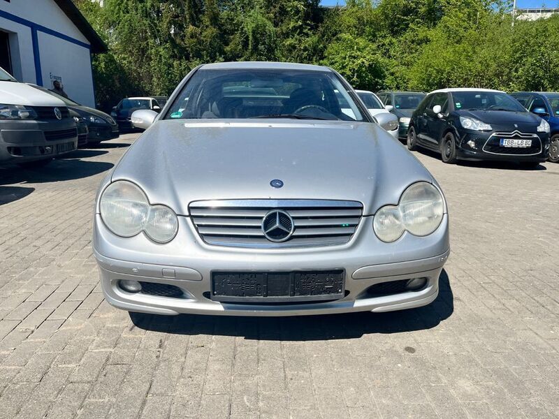 Silber Gebraucht 2001 Mercedes C200 Coupé | 1.499 € (Superpreis) - Bild 1/4