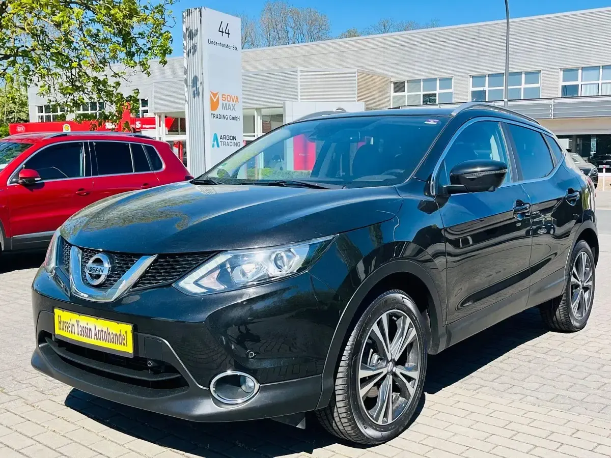 Gebraucht Nissan Qashqai Black Edition 131 PS (96 kW) 2017 SUV
