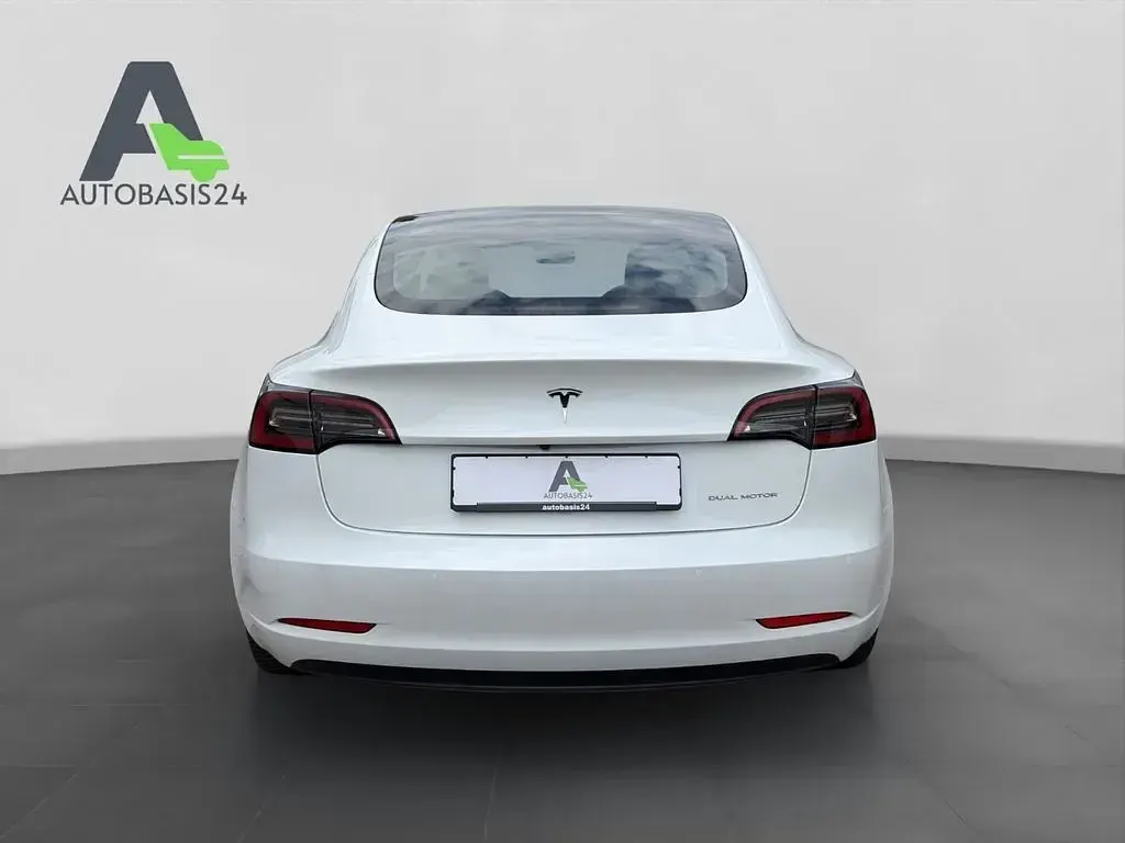 Gebraucht Tesla Model 3 324 kW (441 PS) 2022 Weiß Limousine
