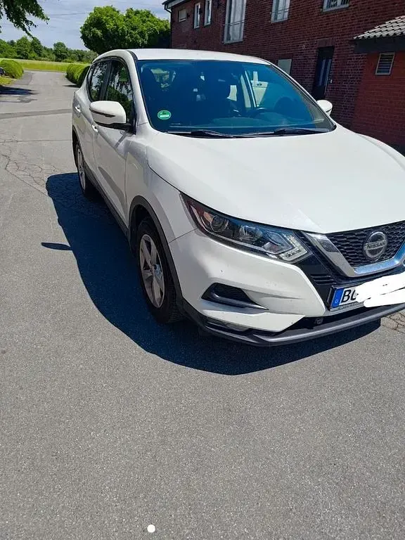 Gebraucht Nissan Qashqai Tekna 116 PS (85 kW) 2019 Weiß SUV