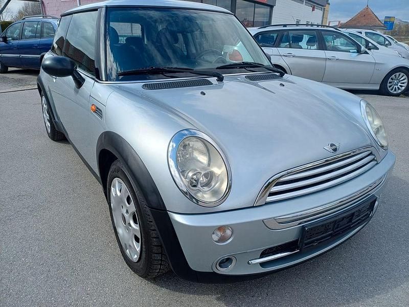 Second-hand Mini ONE 90 CP (66 kW) 2005 Argintiu Hatchback