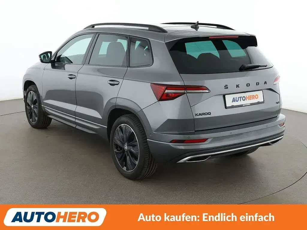 Gebraucht Skoda Karoq SportLine 190 PS (139 kW) 2023 Grau SUV