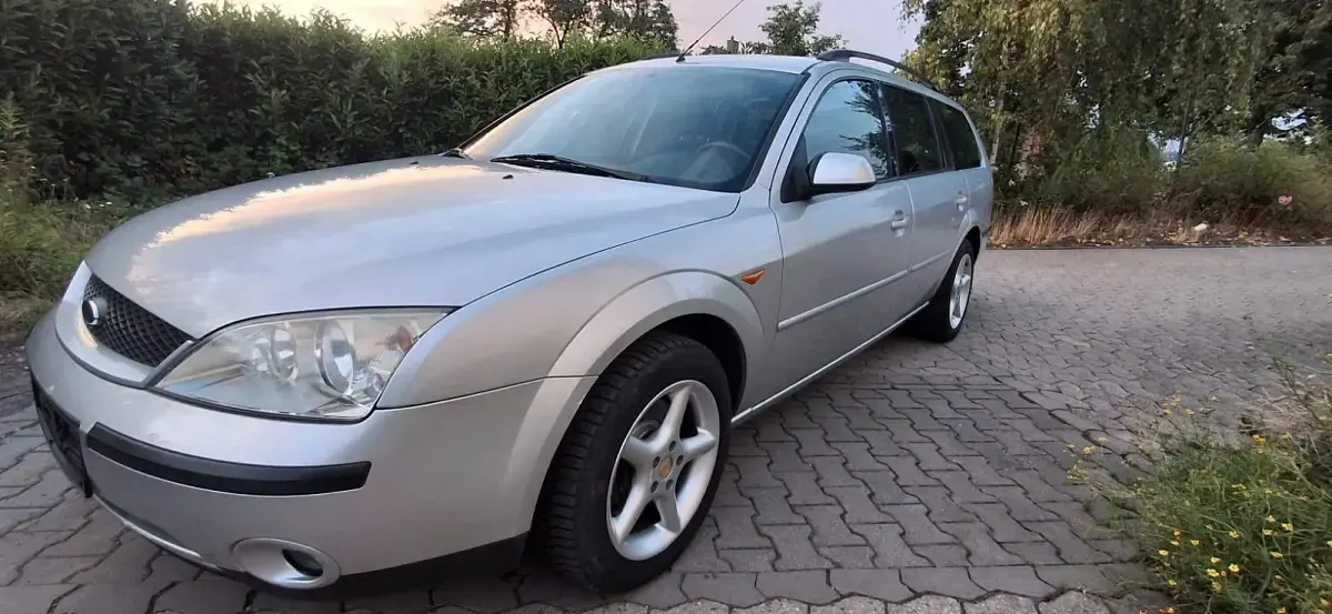 Używany Ford Mondeo 145 KM (106 kW) 2002 Kombi