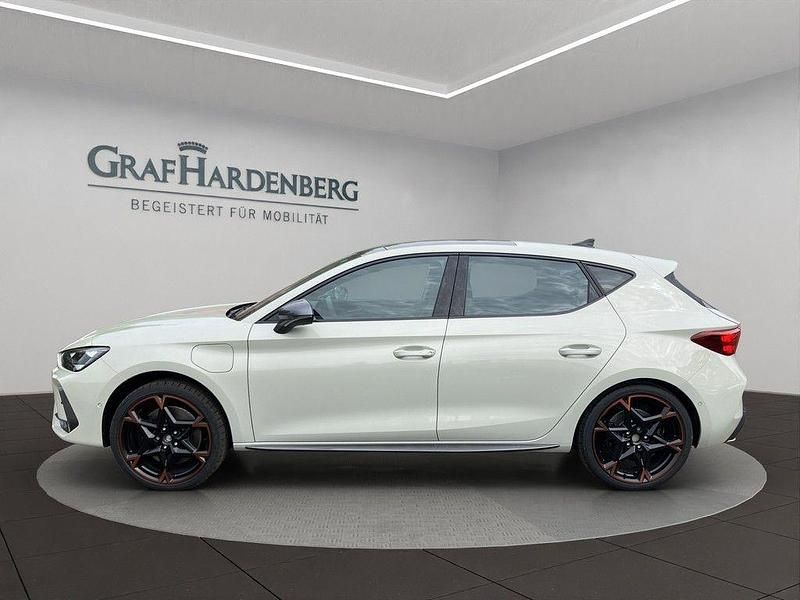 Gebraucht Cupra Leon VZ 272 PS (200 kW) 2025 Taiga grau metallic Limousine