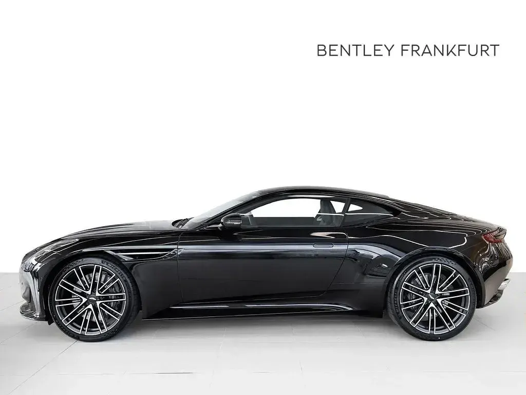 Neu Aston Martin DB12 680 PS (500 kW) 2025 Schwarz Coupé