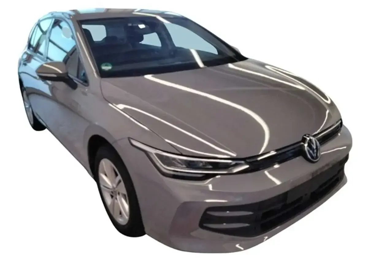 Usata VW Golf VIII Life 116 CV (85 kW) 2024 Grigio Berlina