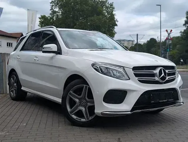 Gebraucht Mercedes GLE350 AMG line 258 PS (189 kW) 2017 Weiß SUV