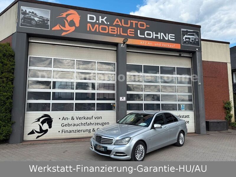 Silber Gebraucht 2012 Mercedes C180 Limousine | 13.990 € (Fairer Preis) - Bild 1/4