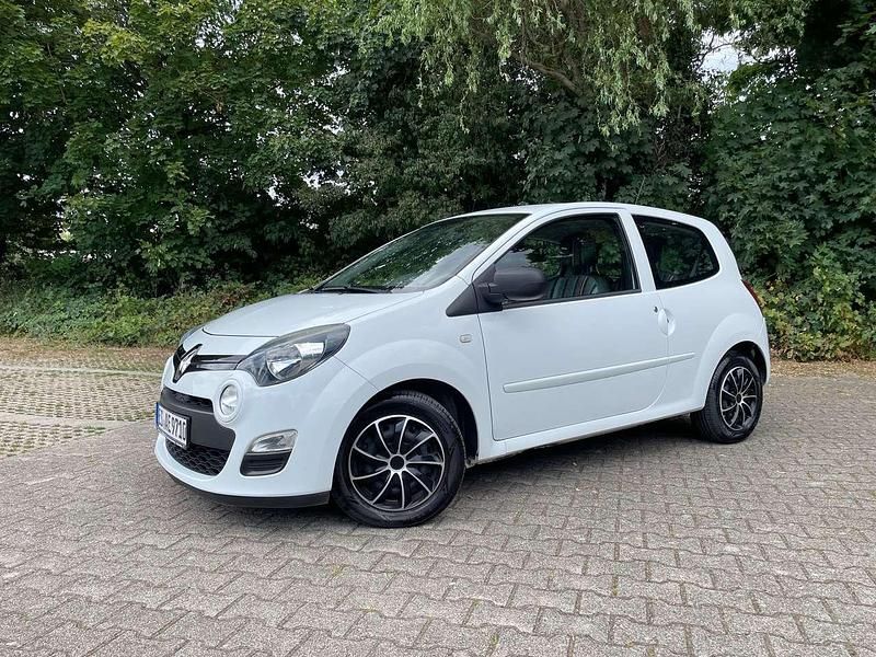 Weiß Gebraucht 2012 Renault Twingo Kleinwagen | 4.590 € (Fairer Preis) - Bild 1/4