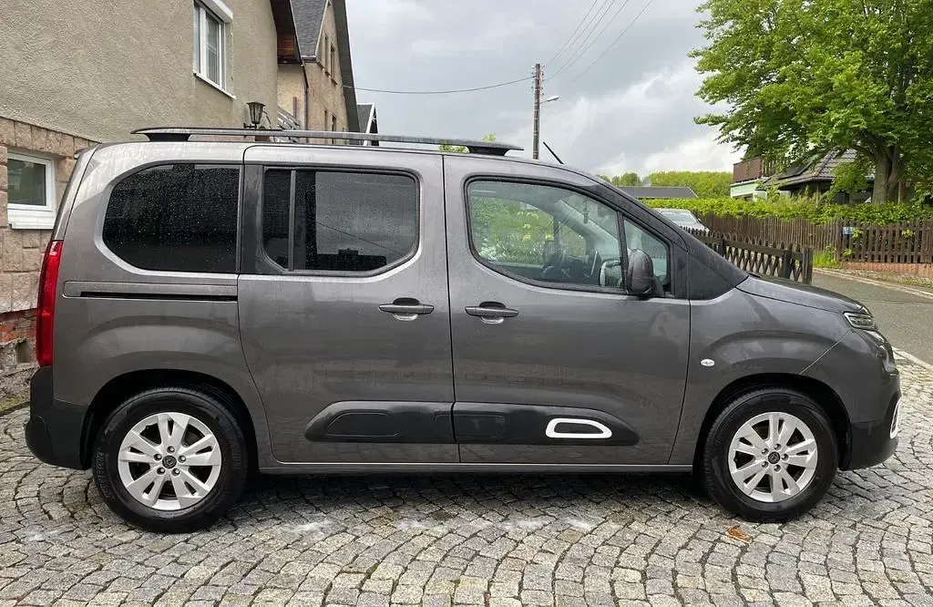Gebraucht Citroën Berlingo Live 102 PS (75 kW) 2019 Grau Van / Kleinbus