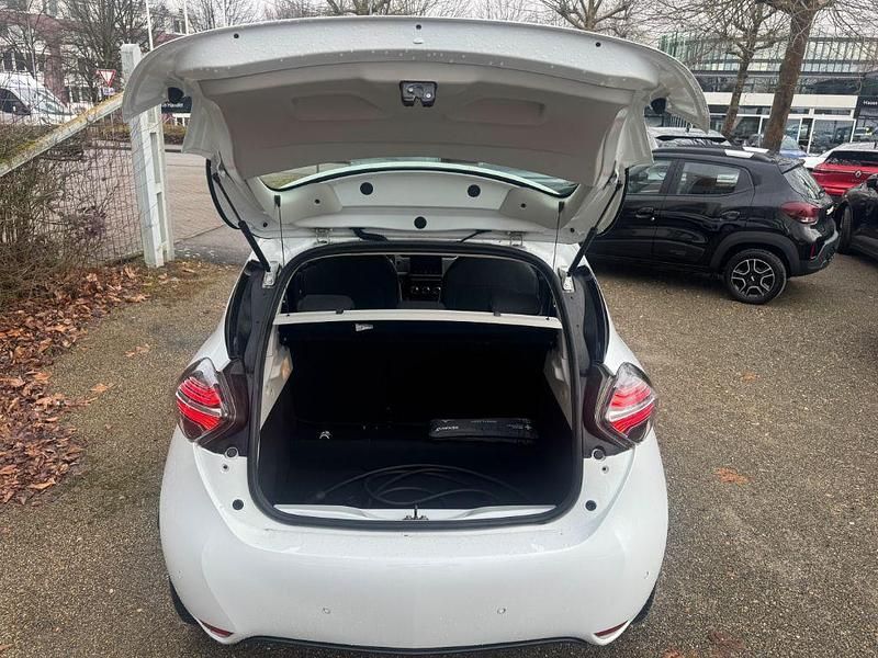 Gebraucht Renault Zoe Evolution 80 kW (109 PS) 2022 Weiß Kleinwagen