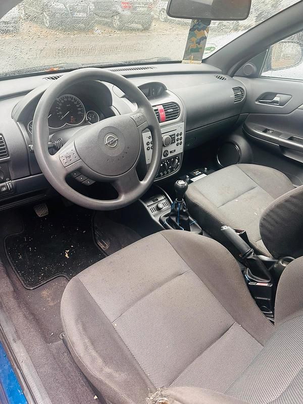 Gebraucht Opel Tigra 90 PS (66 kW) 2005 Blau Cabrio