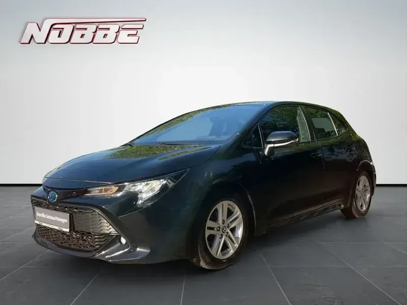 Gebraucht Toyota Corolla Business Edition 140 PS (102 kW) 2022 Limousine