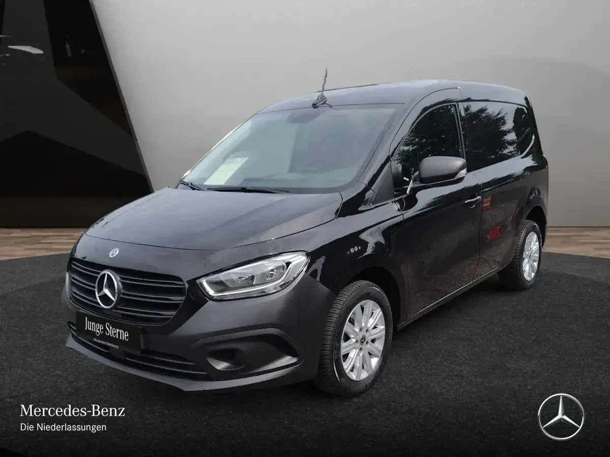 Gebraucht Mercedes Citan 113 131 PS (96 kW) 2022 Schwarz Van / Kleinbus