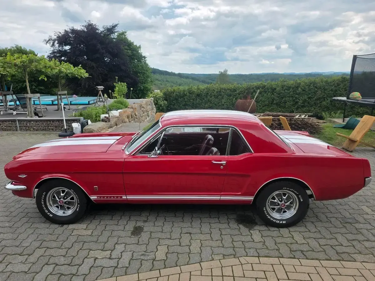 Gebraucht Ford Mustang 200 PS (147 kW) 1966 Rot Limousine