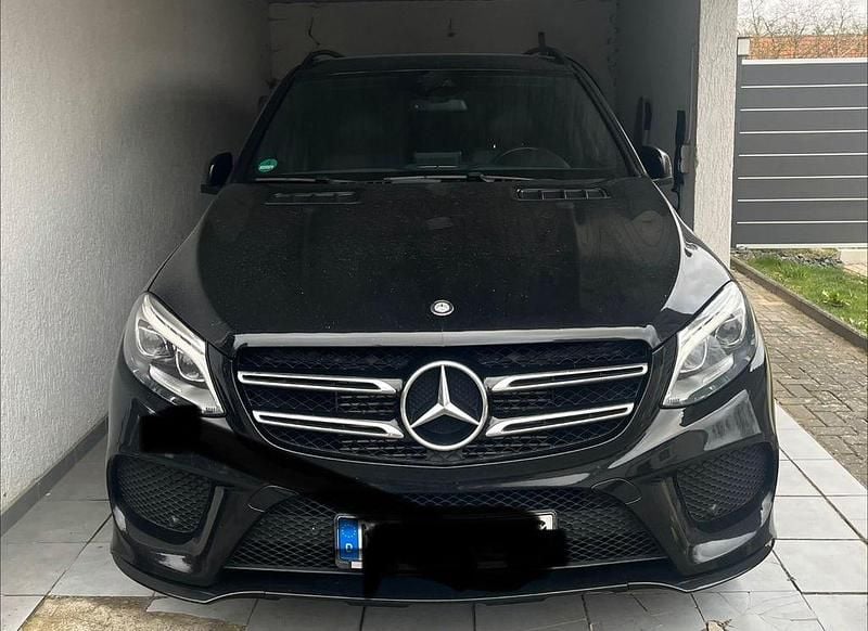 Gebraucht Mercedes GLE350 258 PS (189 kW) 2016 Schwarz SUV