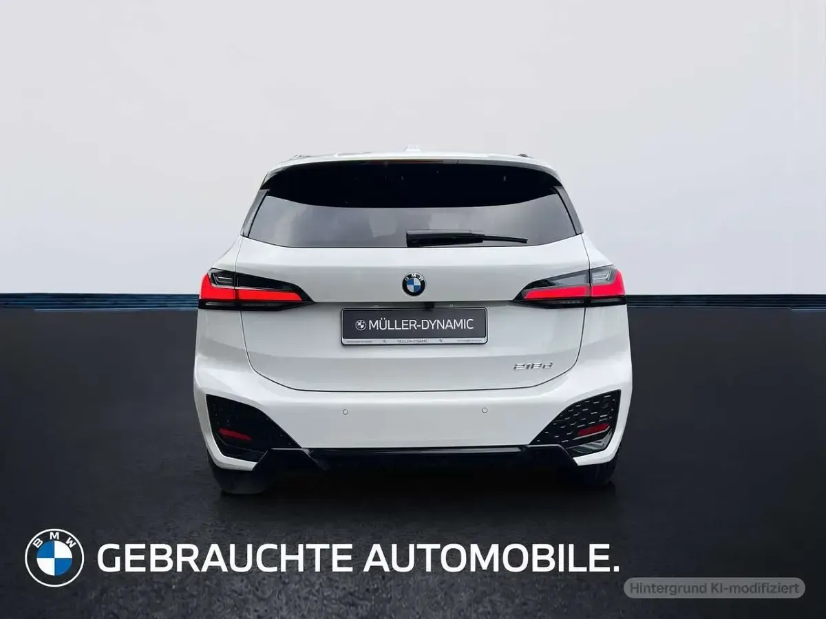 Gebraucht BMW 218 Active Tourer M Sport 150 PS (110 kW) 2025 Alpinweiß uni Van / Kleinbus