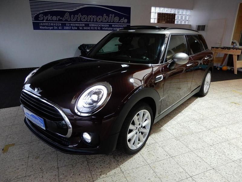 Gebraucht Mini Cooper Clubman 136 PS (100 kW) 2017 Pure burgundy metallic (metallic) Kombi