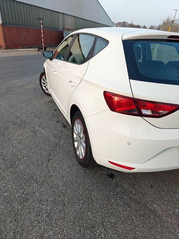 Gebraucht Seat Leon Style 150 PS (110 kW) 2013 Weiß Limousine