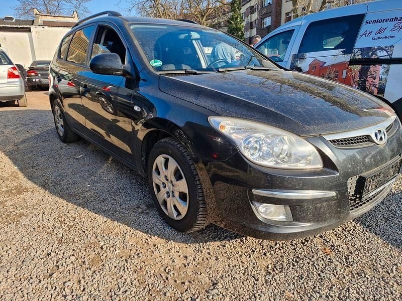 Gebraucht Hyundai i30 116 PS (85 kW) 2009 Schwarz Kombi