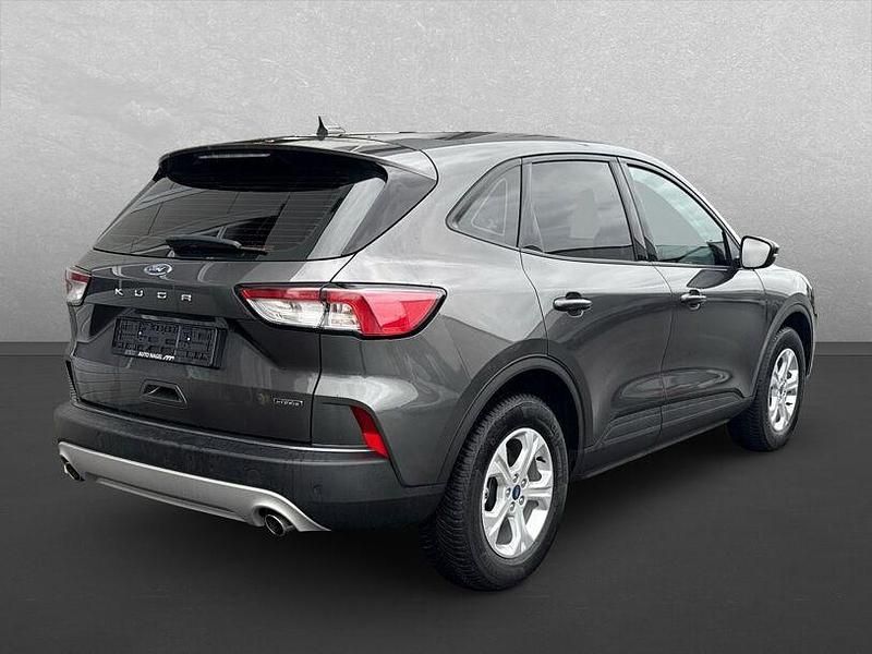 Second-hand Ford Kuga 152 CP (111 kW) 2022 Gri SUV