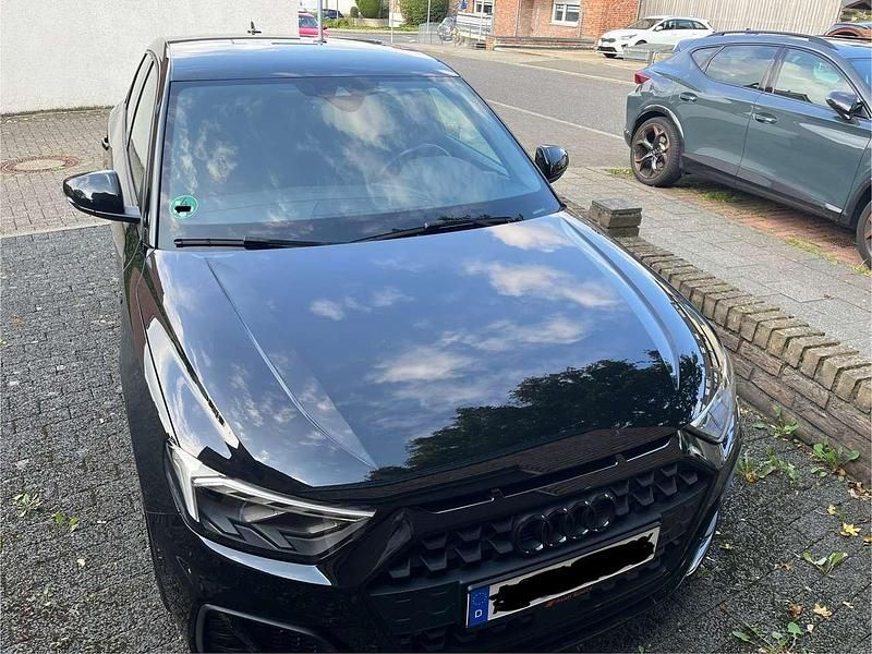 Schwarz Gebraucht 2022 Audi A1 Sportback S-Line Kleinwagen | 21.000 € (Guter Preis) - Bild 1/4