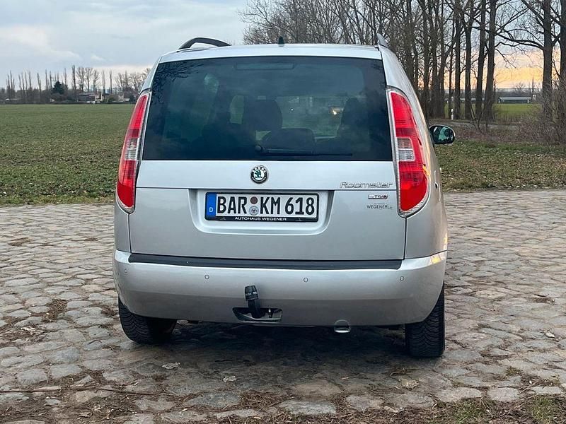 Gebraucht Skoda Roomster 105 PS (77 kW) 2011 Schwarz Van / Kleinbus
