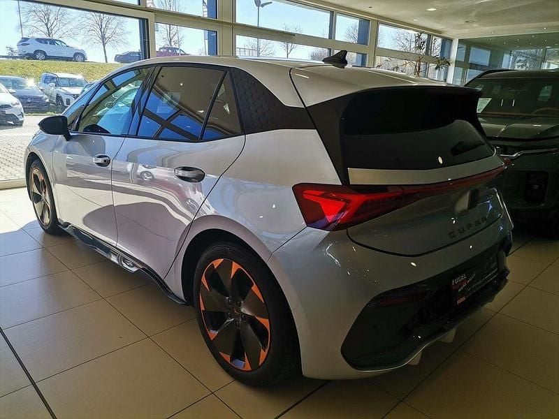 Second-hand Cupra Born 169 kW (231 CP) 2023 Argintiu Hatchback