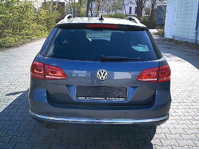 Gebraucht VW Passat 160 PS (117 kW) 2015 Grau Kombi