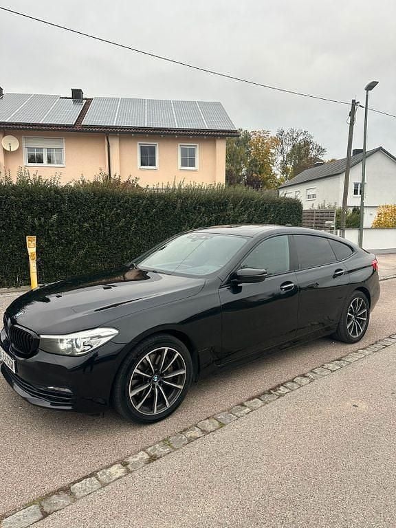 Schwarz Gebraucht 2018 BMW 630 Comfort Edition Coupé | 21.000 € (Guter Preis) - Bild 1/4