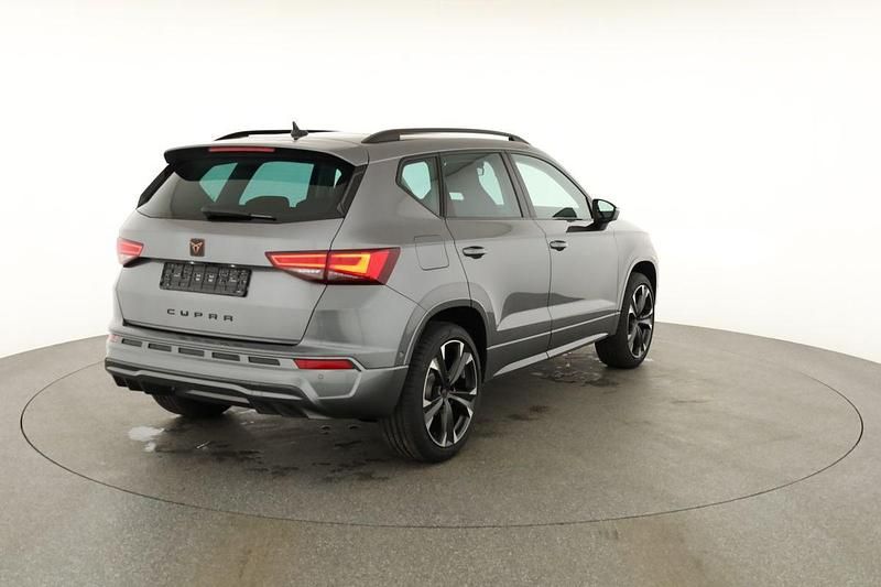 Neu Cupra Ateca Basis 190 PS (139 kW) 2026 Graphite grau metallic SUV
