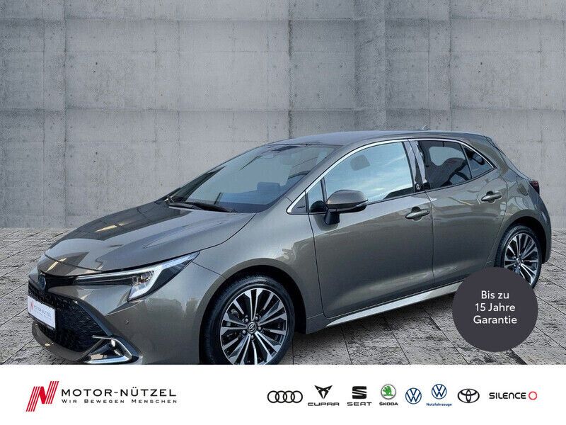 Braun Gebraucht 2024 Toyota Corolla Team Limousine | 22.990 € (Superpreis) - Bild 1/4